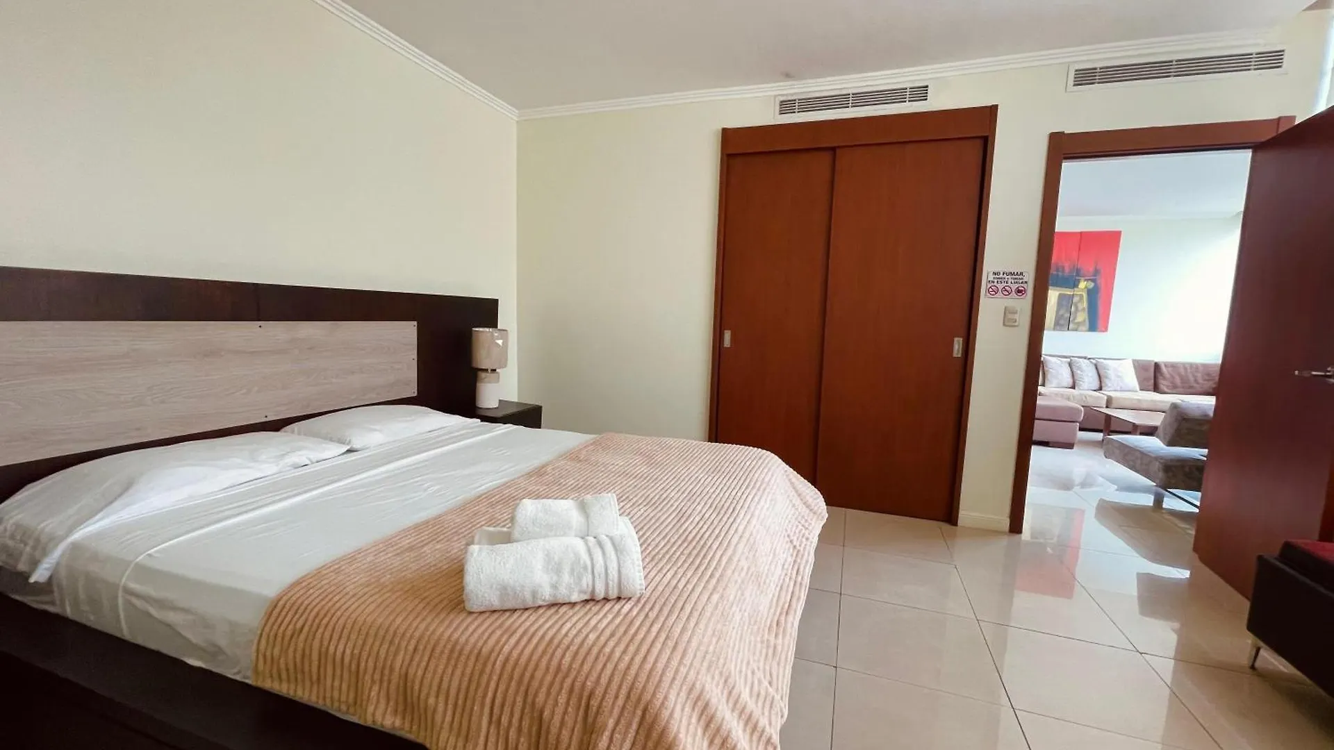 Suite Riverfront Puerto Santa Ana Γκουαγιακίλ 0*,  Ισημερινός