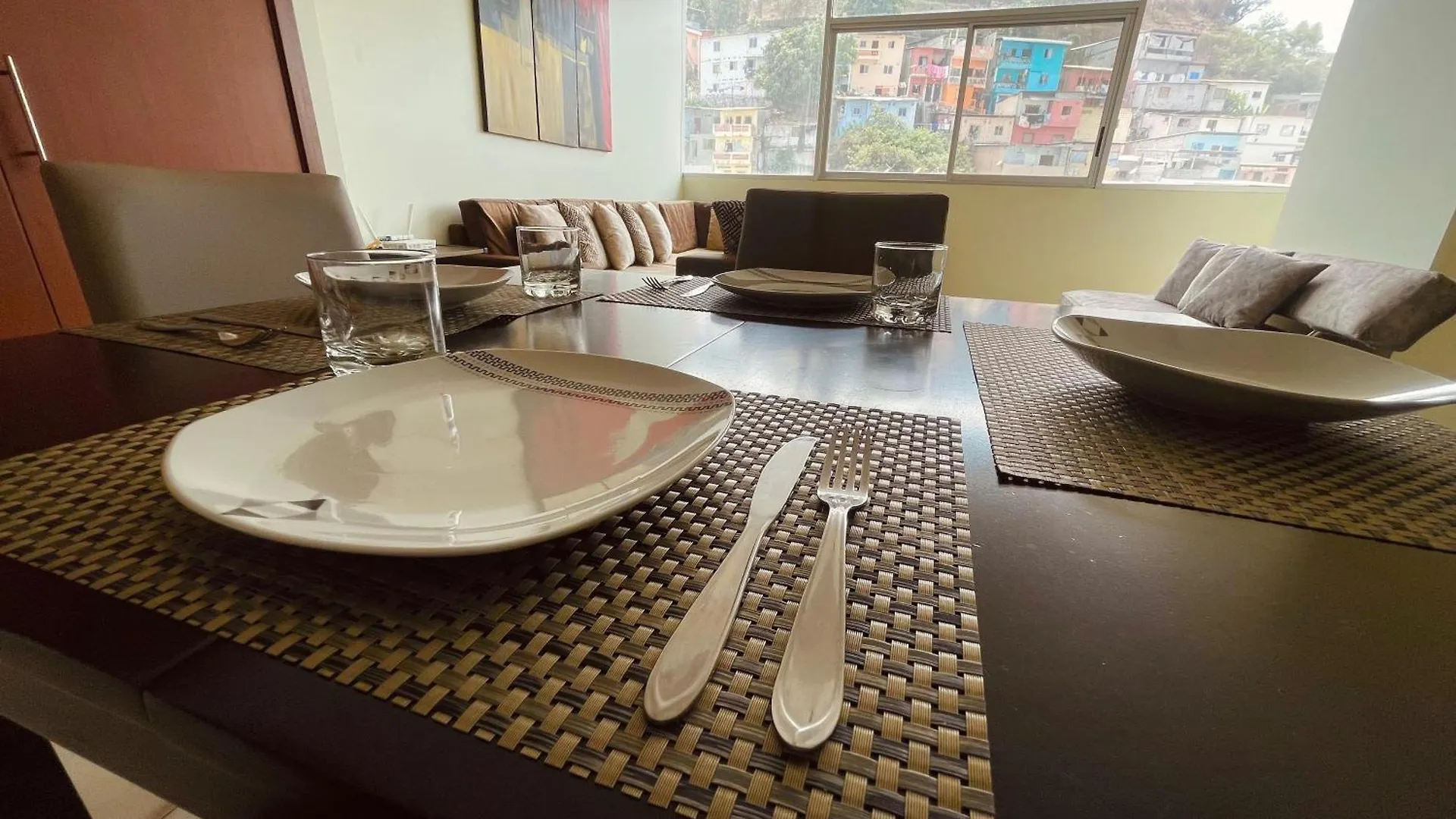 Suite Riverfront Puerto Santa Ana Γκουαγιακίλ